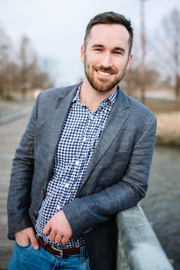 Peter Hasson says Google Gemini, the tech giant’s new AI chatbot meant to rival ChatGPT, invented several fake reviews to discredit his 2020 book.</p>

<p>　　