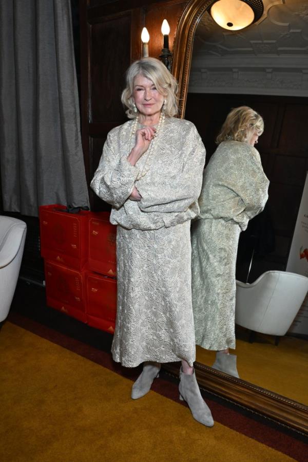 Martha Stewart Takes On ‘Trolls’ Accusing Her of Getting Plastic Surgery