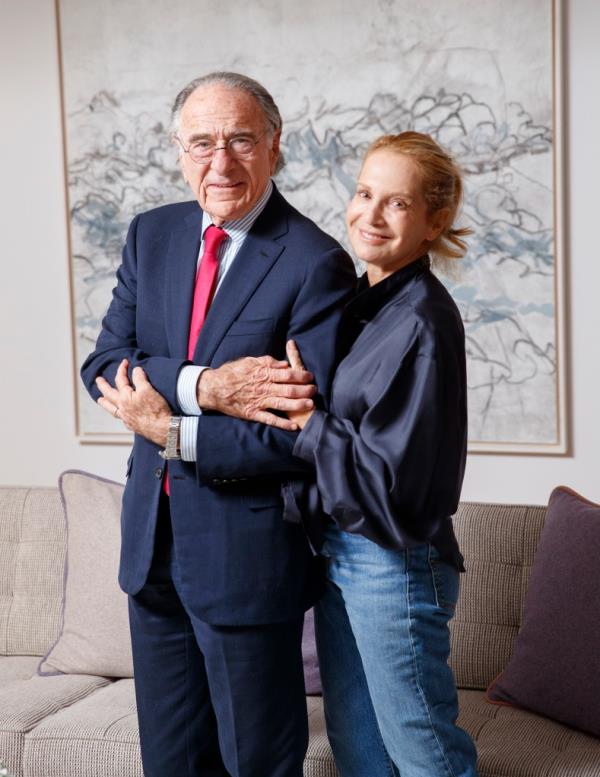 Harry Macklowe poses with wife Patricia Landeau in 2019. 