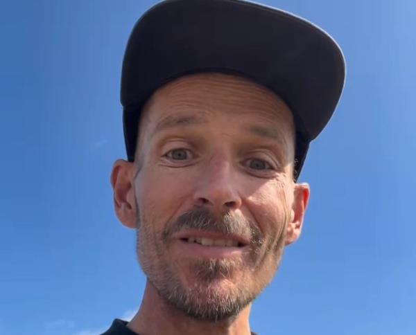 Jo<em></em>nnie Irwin issues light-hearted health update after latest scans amid terminal cancer