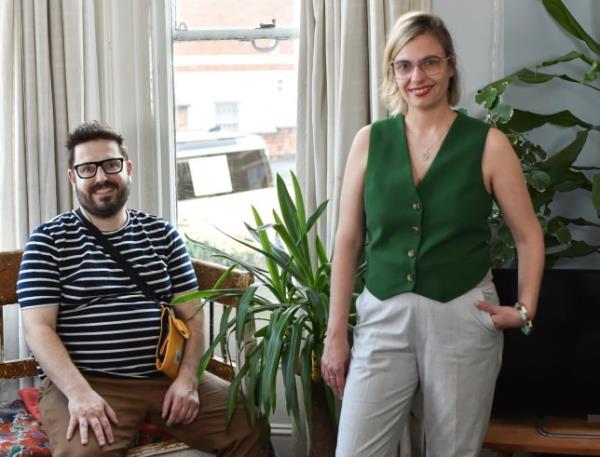 What I Rent: Tim and Mathilde, who pay ￡2,000 a mo<em></em>nth for their Leamington Spa one-bed