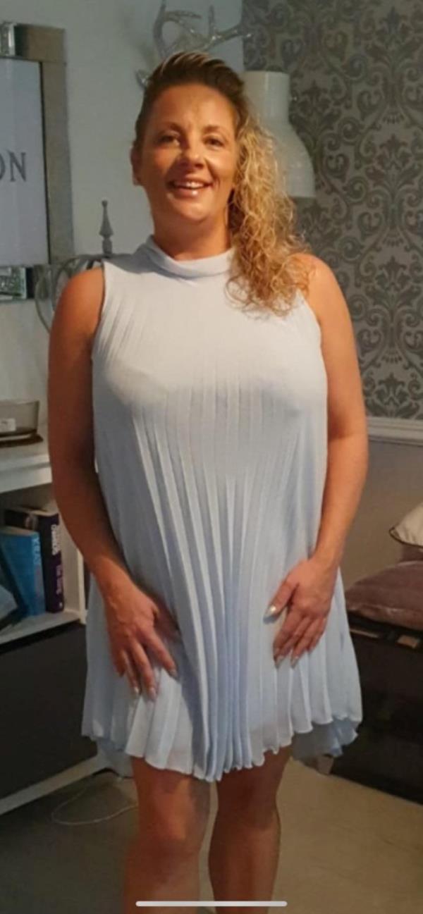 Woman who had surgery left with large scar