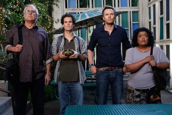 Chevy Chase, David Neher, Joel McHale, and Yvette Nicole Brown in 