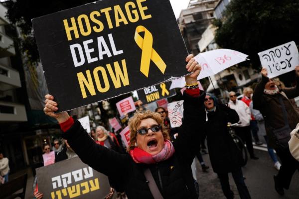 Israel mulls the key points laid out in a new hostage deal as protesters co<em></em>ntinue to demand their freedom in Tel Aviv on Thursday.