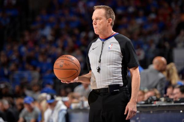 Former NBA referee Bill Spooner