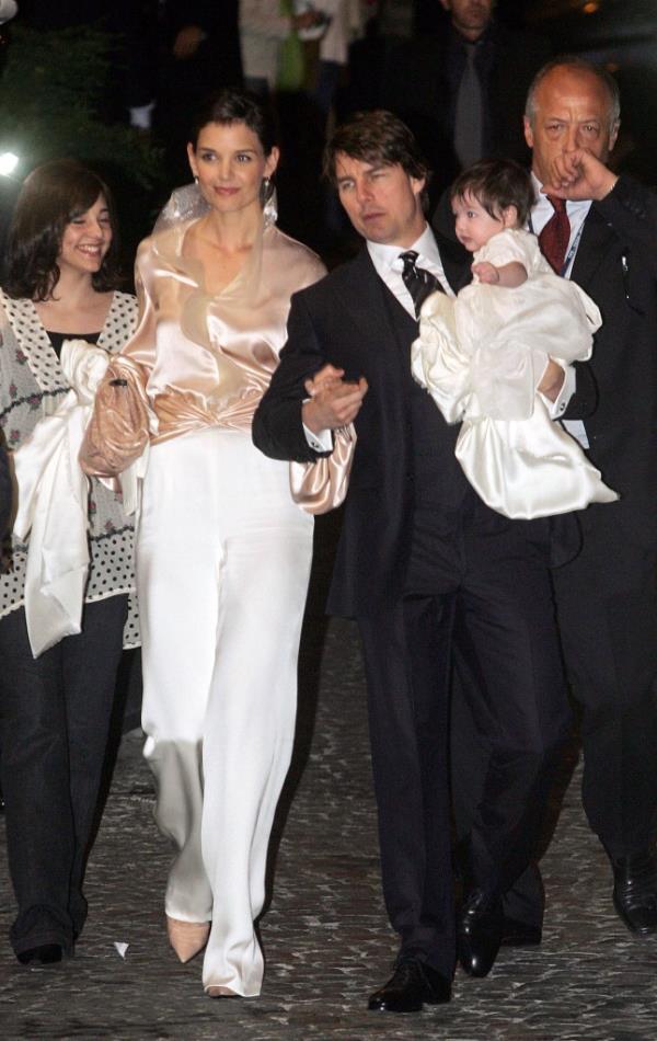 Katie Holmes and Tom Cruise with daughter Suri in Rome on November 16, 2006.