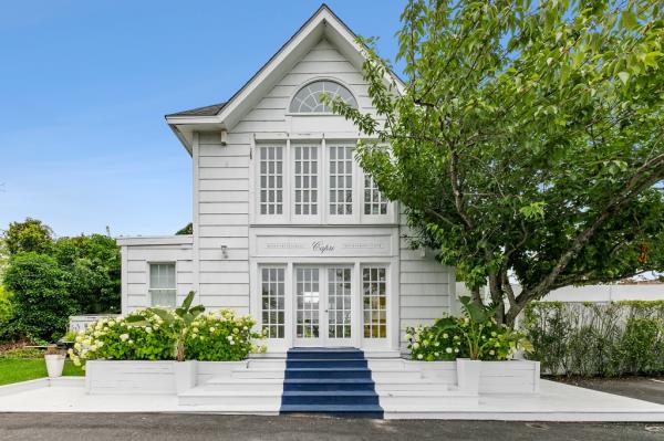 Capri Hotel and Restaurant exterior