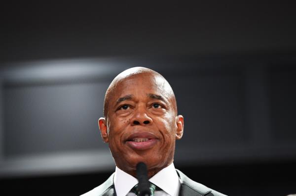 Police Commissio<em></em>ner Cuban joined NYC Mayor Eric Adams up on 125th St to discuss the latest in the city's fight against retail crime