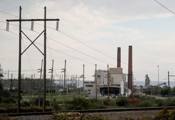 smokestacks from the greenridge generation power plant tower