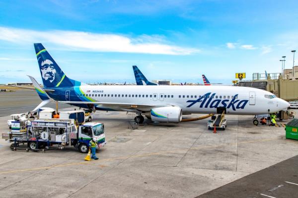 Alaska Airlines plane