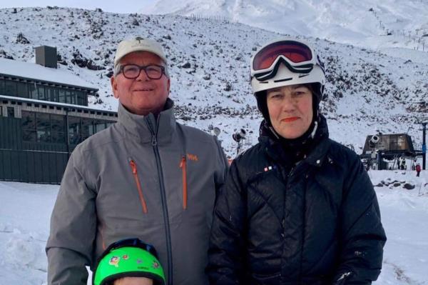 The pair believe they should have been notified that they would be seated next to an animal before boarding the long-haul flight. 