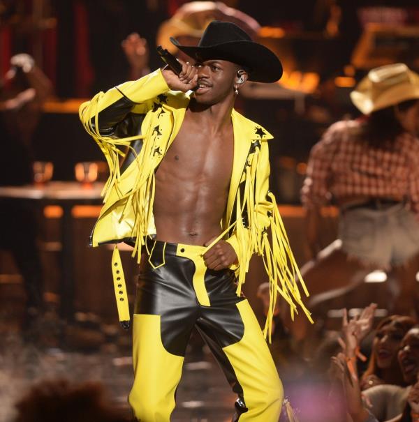 Lil Nas X has Barack Obama, Mariah Carey, Ed Sheeran Kanye West imperso<em></em>nators at his music video premiere 