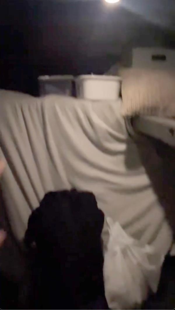 The inside of the trailer wher<em></em>e Jack Veal is living