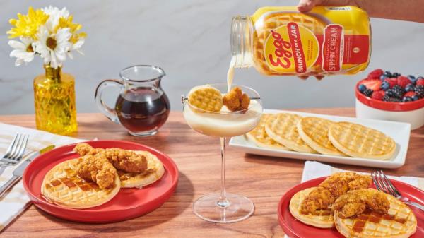 The drink is inspired by classic brunch flavors of toasted Eggo waffles, sweet maple syrup, and rich butter, with a hint of smoky bacon.</p>

<p>　　