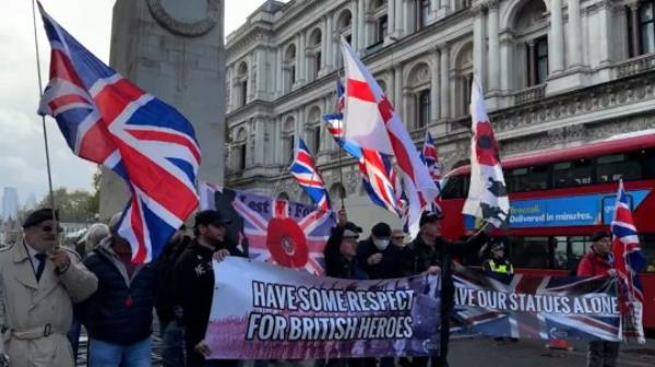 URGENT grabs: Cenotaph counter protest - feel free to crop out his watermark