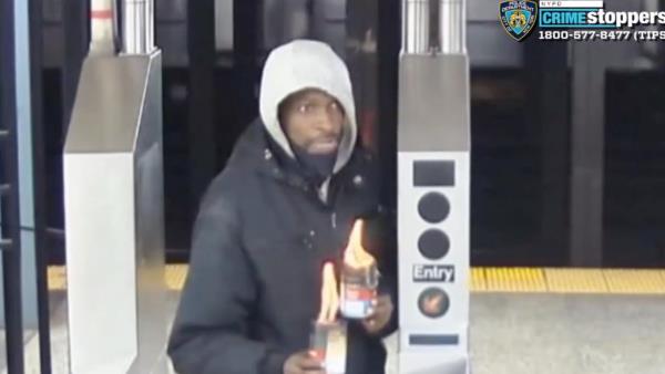 Subway arso<em></em>nist at West 28th Street station.