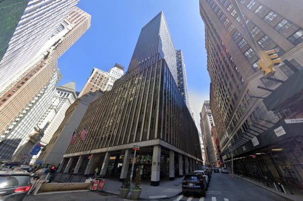At 55 Broad St. in the Financial District, developers Silverstein Properties and Metro Loft are also turning an office tower into 571 luxury units. 