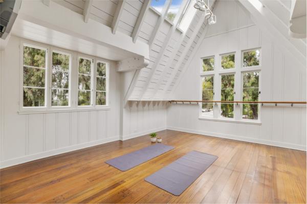 barbara bosson amalfi drive