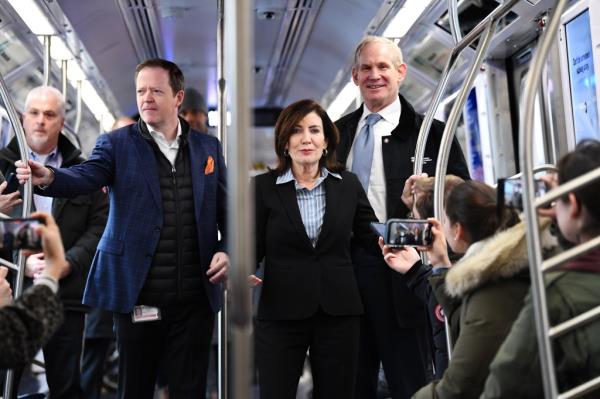 A Hochul spokesman claimed that the governor is working to keep the MTA funded while co<em></em>ngestion pricing is paused.