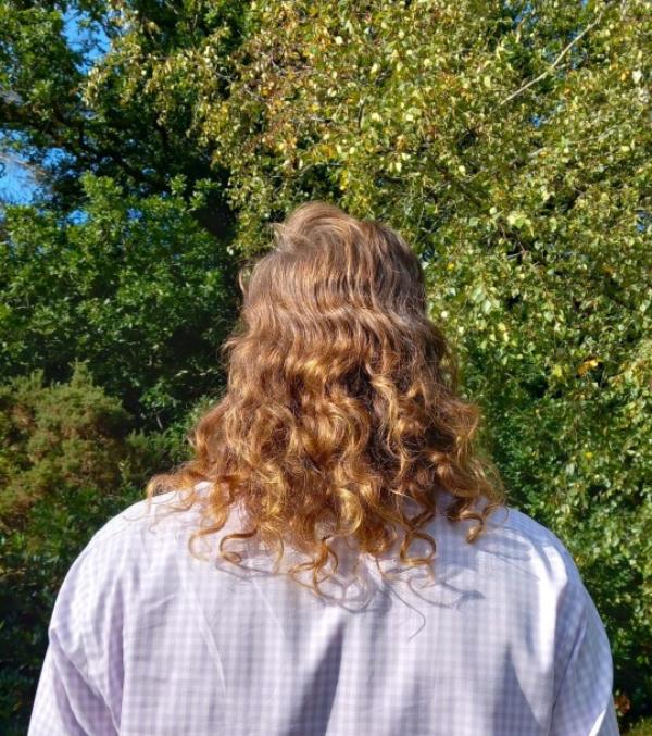 BNPS.co.uk (01202) 558833. Pic: AlastairBush/BNPS A British GP is to compete in the World Mullet Growing Champio<em></em>nships in Australia - and has vowed to beat them at their own game. The aptly-named Dr Alastair Bush, from Bovington, Dorset, won his internatio<em></em>nal heat at Mulletfest in New South Wales in February. Now he has his eyes on the grand prize when he returns down under for the finals next month. Should he win Alastair said he plans to cut his mullet off, burn it and put it in an urn, just like the Ashes in cricket.