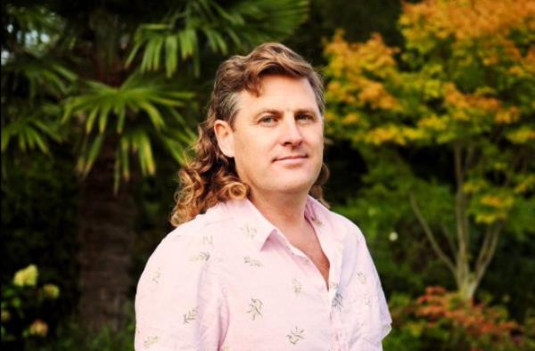 BNPS.co.uk (01202) 558833. Pic: AlastairBush/BNPS A British GP is to compete in the World Mullet Growing Champio<em></em>nships in Australia - and has vowed to beat them at their own game. The aptly-named Dr Alastair Bush, from Bovington, Dorset, won his internatio<em></em>nal heat at Mulletfest in New South Wales in February. Now he has his eyes on the grand prize when he returns down under for the finals next month. Should he win Alastair said he plans to cut his mullet off, burn it and put it in an urn, just like the Ashes in cricket.