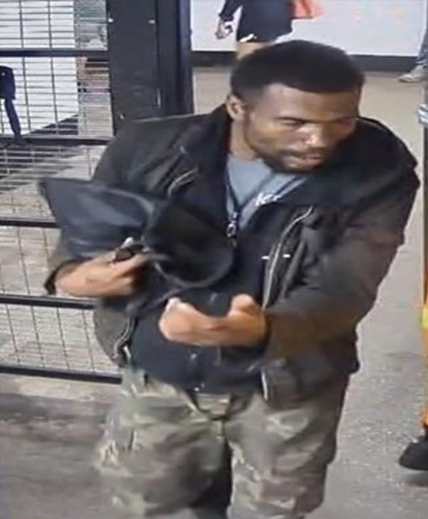 Johnson fled the vicinity immediately after the slashing. 