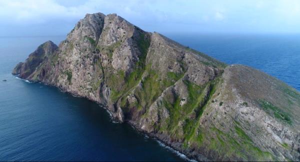 A view of Island of Redo<em></em>nda from above.