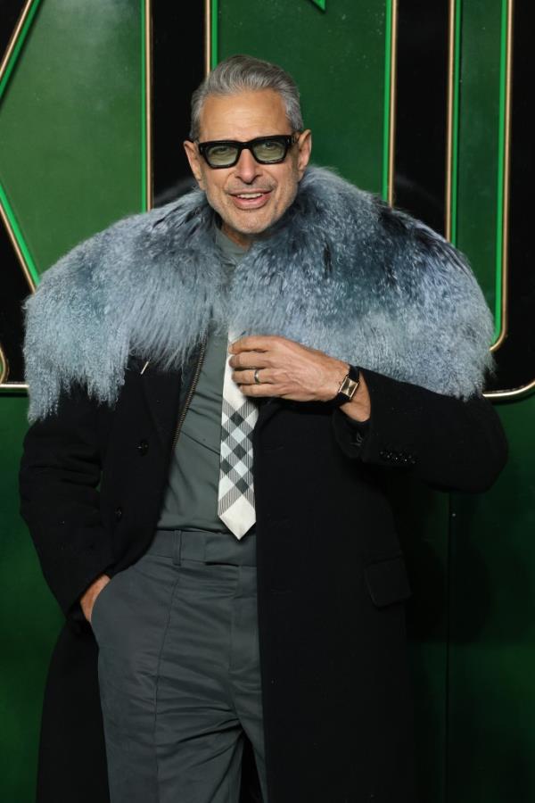 Cynthia Erivo and Ariana Grande in