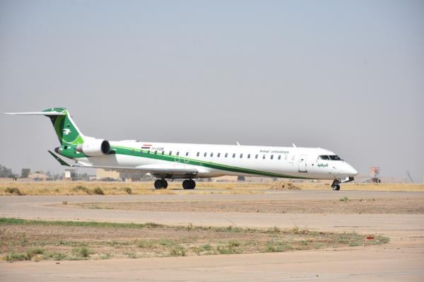 Iraqi Airways plane carrying Iraqi Minister of Transport Kadhim Finjan al Hammami lands at Kirkuk Airport during an opening ceremony of the airport in Kirkuk, Iraq on September 30, 2018.