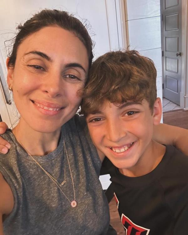 Jamie-Lynn Sigler with her son Beau