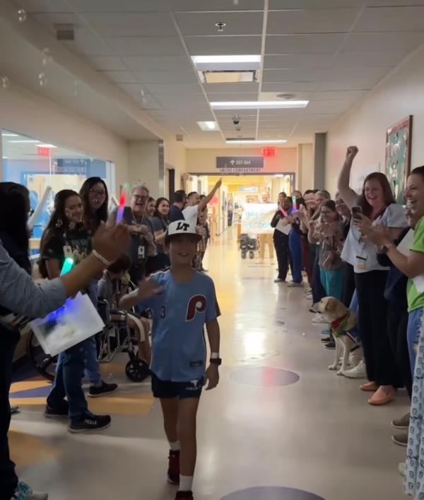 Jamie-Lynn Sigler's son Beau