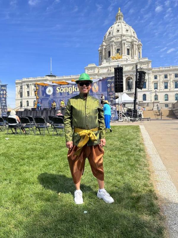 The comedian would travel the country to 