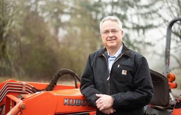 Oregon State Representative Ed Diehl poses.