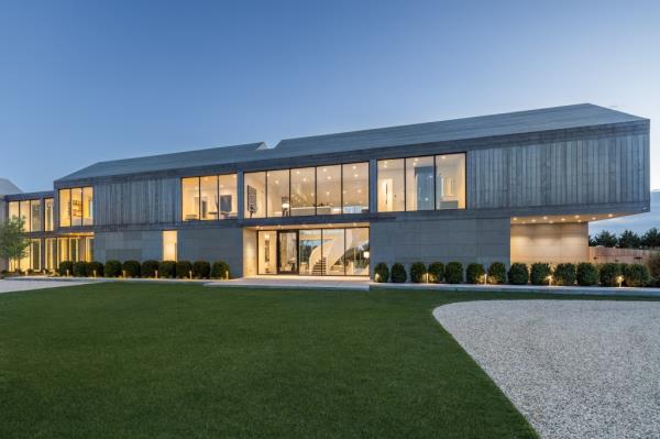 Getting away from it all in this peaceful modern beach house. 