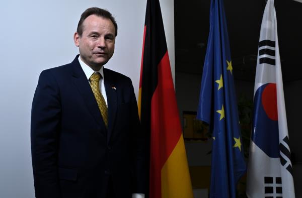 German Ambassador to Korea Georg Schmidt speaks in an interview with The Korea Herald at German Embassy in Seoul in Jung-gu , Seoul on Friday. (Im se-jun/The Korea Herald)