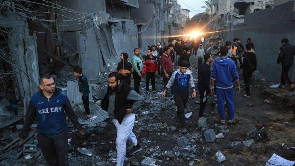 Israel expands its offensive, intensifies strikes in Gaza